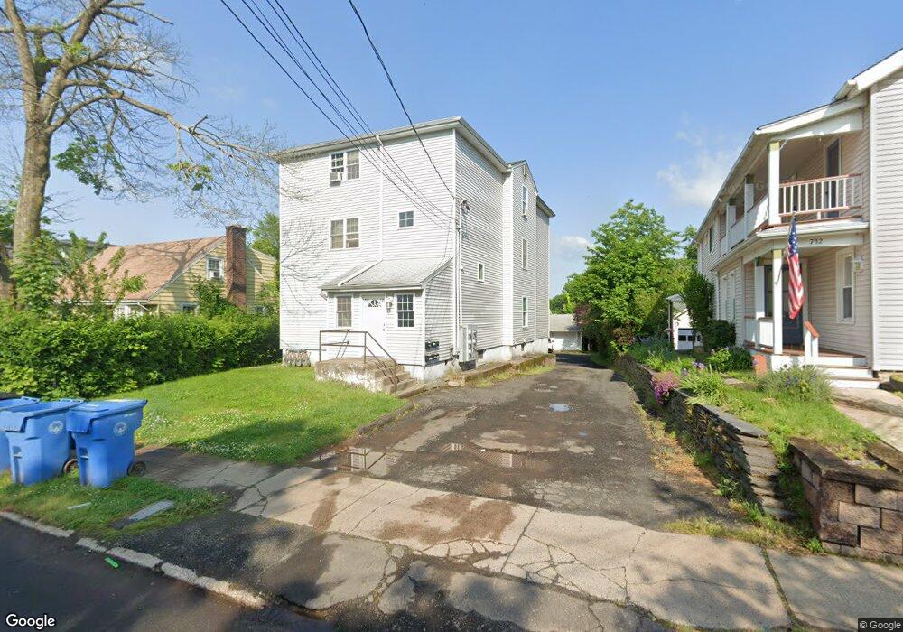 726 East St unit 2, New Britain, CT 06051 - photo 1