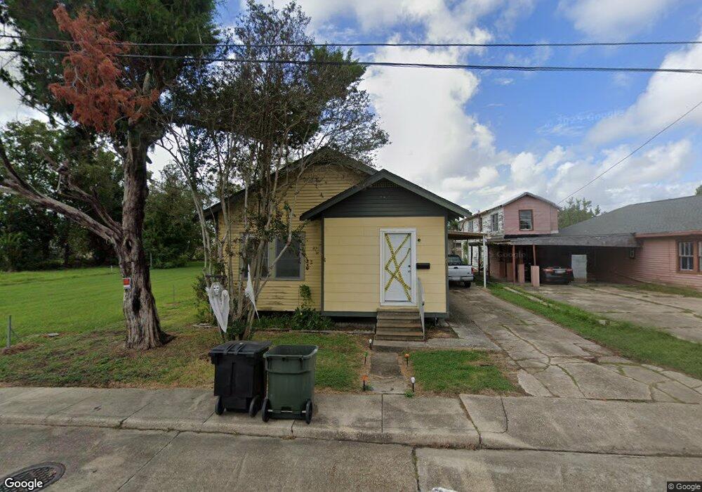 606 Columbus St, Houma, LA 70360 - photo 1