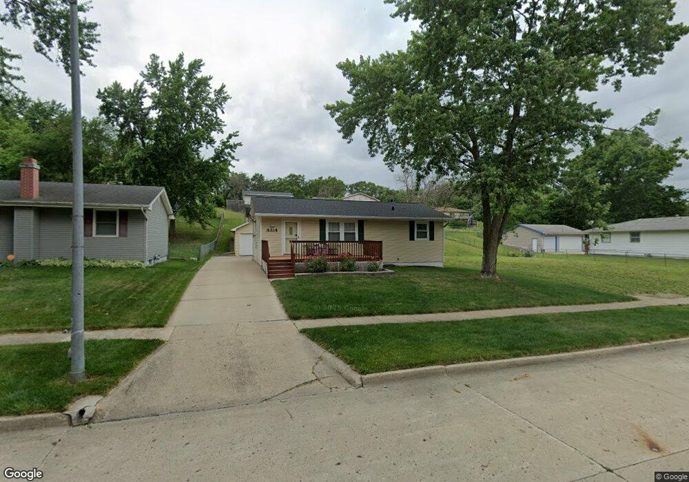 4314 SE 7th St, Des Moines, IA 50315 - photo 1