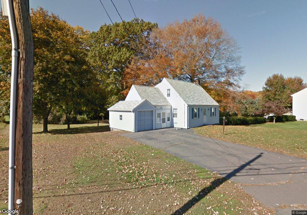 79 Candlewood Rd, Glastonbury, CT 06033 - photo 1