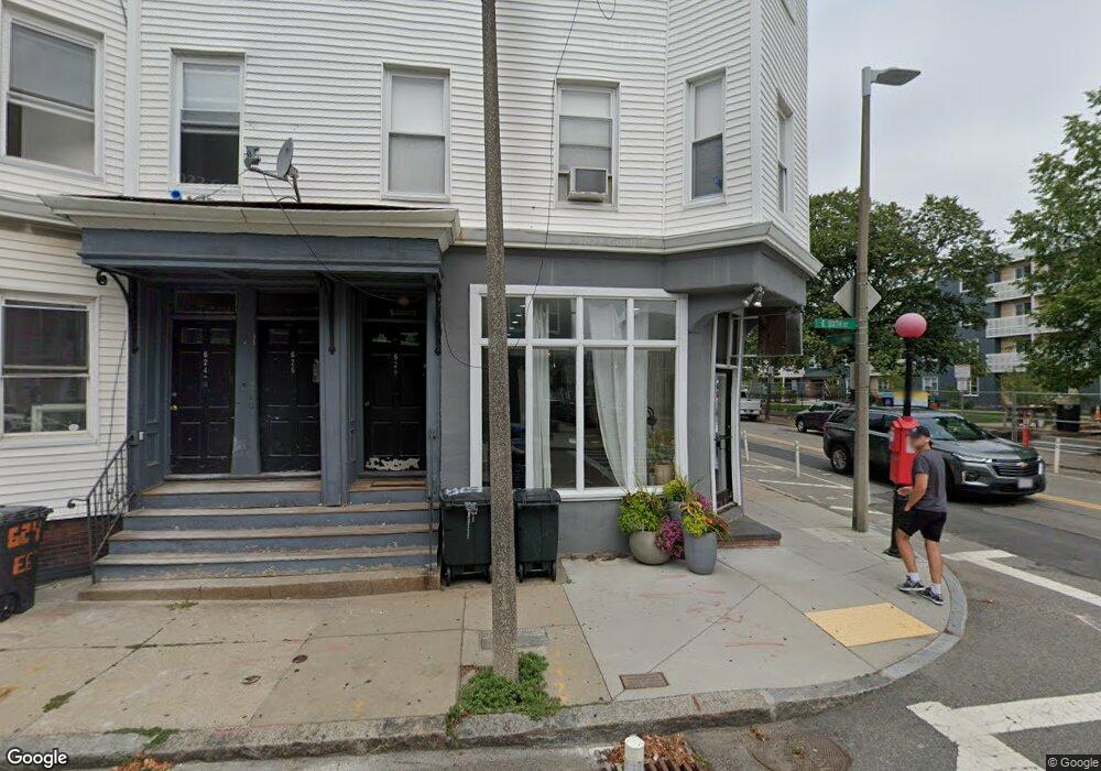 628 E 6th St unit 2, Boston, MA 02127 - photo 1