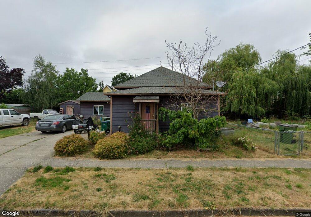 201 E 4th St, Newberg, OR 97132 - photo 1
