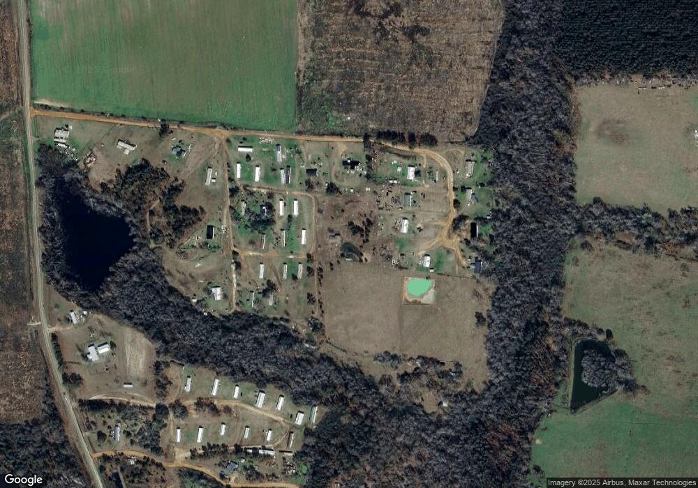 279 Maple Ln, Douglas, GA 31535 - photo 1