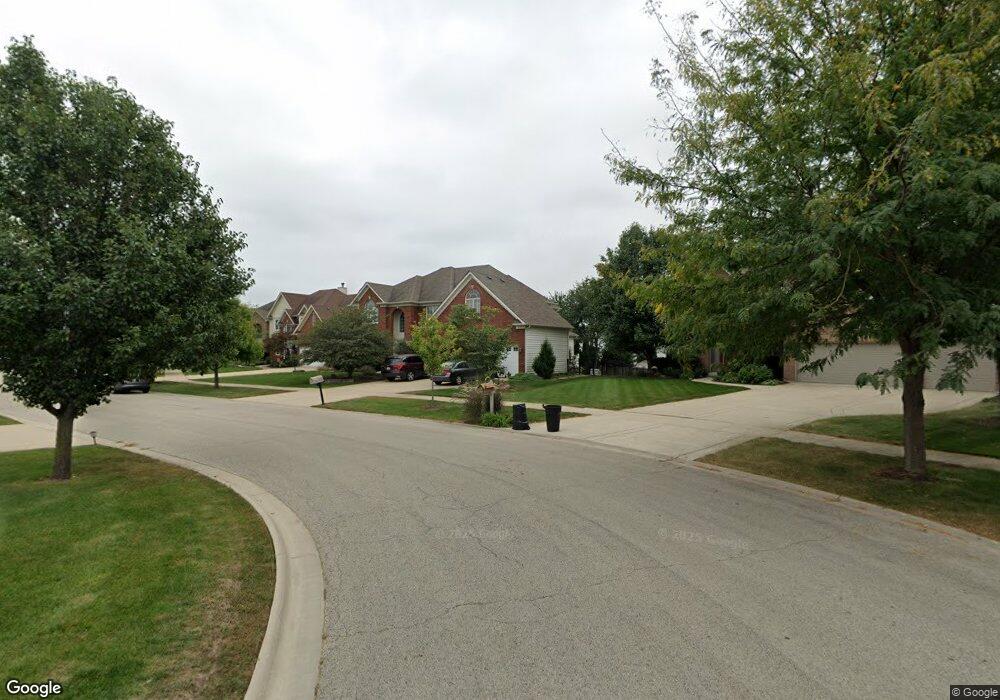 335 White Pines Ln, Oswego, IL 60543 - photo 1