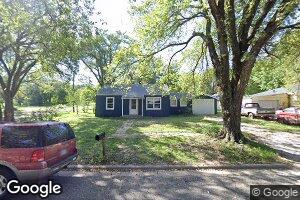 517 E 9th St, Harper, KS 67058