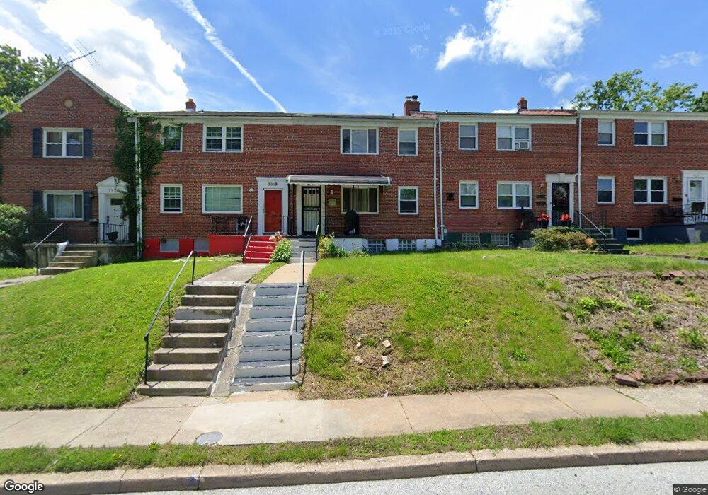 3921 Stokes Dr, Baltimore, MD 21229 - photo 1