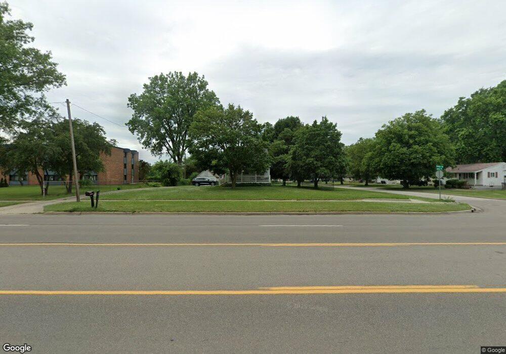 2111 N Center Rd, Flint, MI 48506 - photo 1