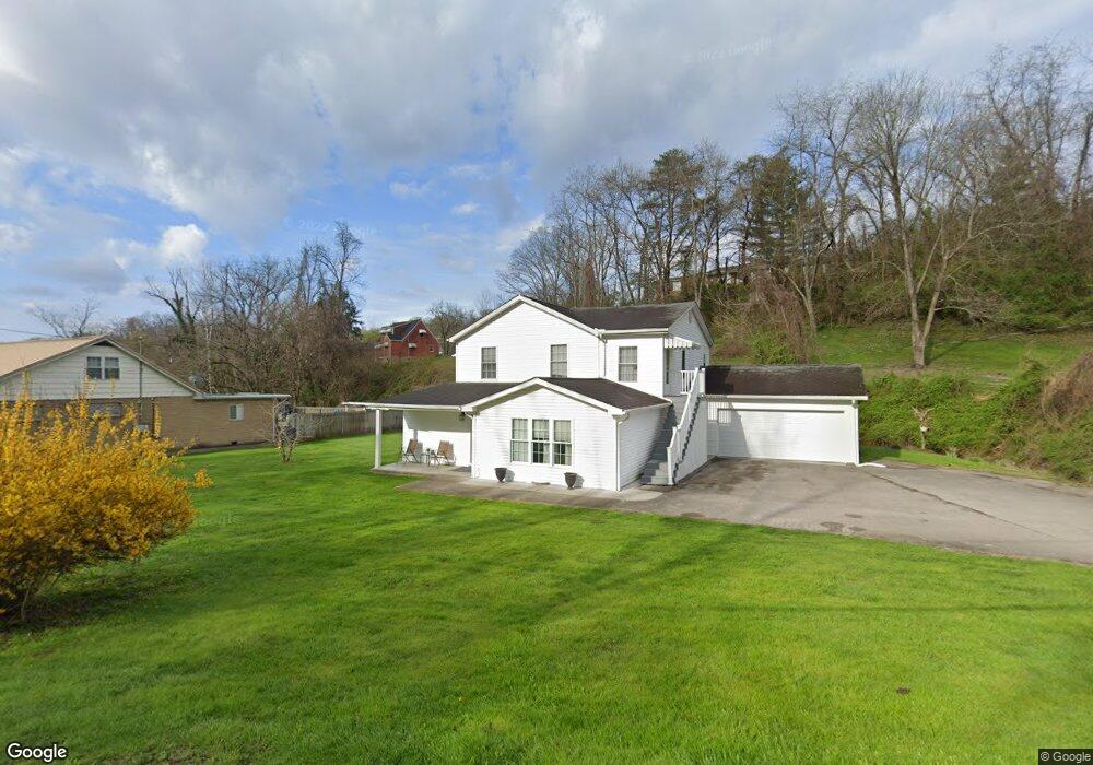 1032 Midway Dr unit 1032B, Dunbar, WV 25064 - photo 1