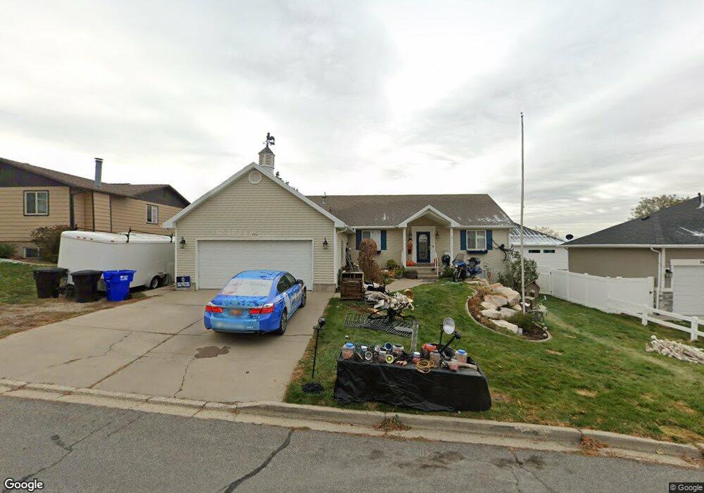 744 E 800 S, Centerville, UT 84014 - photo 1