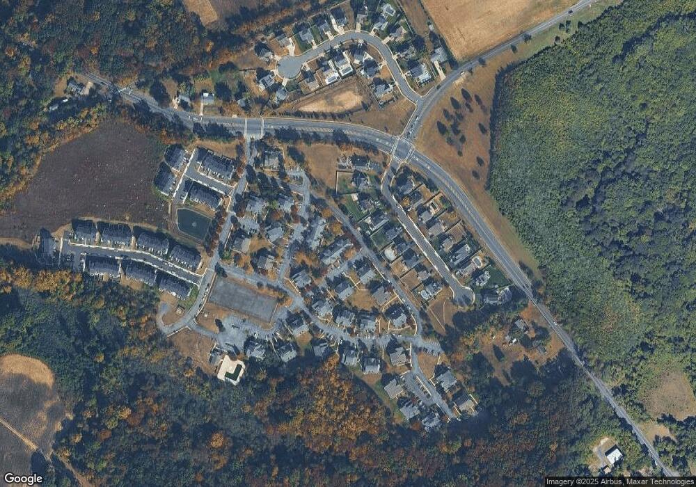 33 Tarragon Ct, West Deptford, NJ 08086 - photo 1