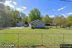 643 Smith St, Whitmire, SC 29178