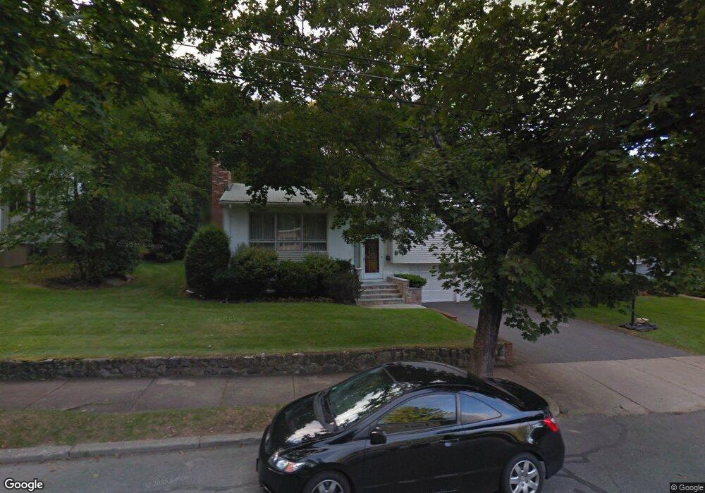 89 Dorcar Rd, Newton Center, MA 02459 - photo 1