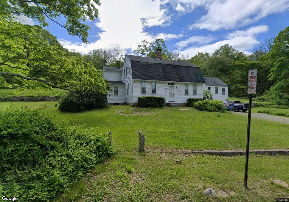 138 N Stonington Rd, Pawcatuck, CT 06379 - photo 1