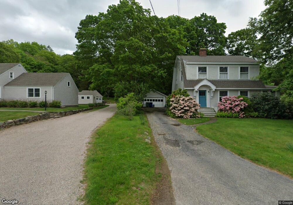 62 N Stonington Rd, Pawcatuck, CT 06379 - photo 1