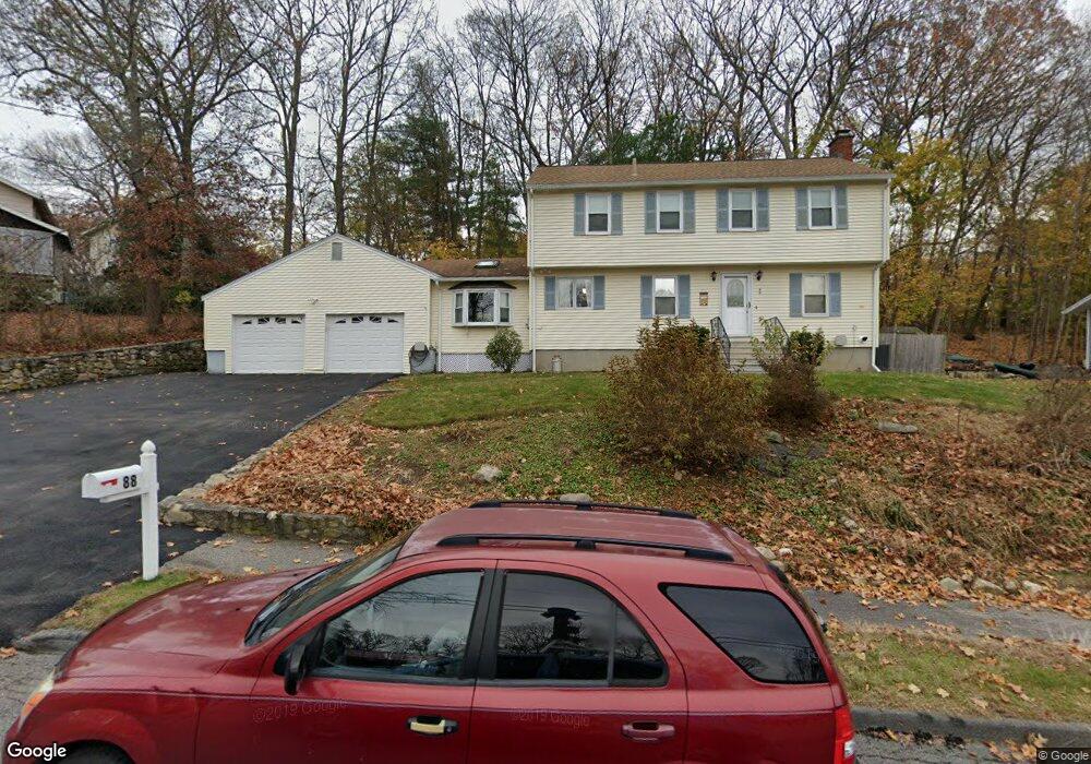 88 Fort Meadow Dr, Hudson, MA 01749 - photo 1