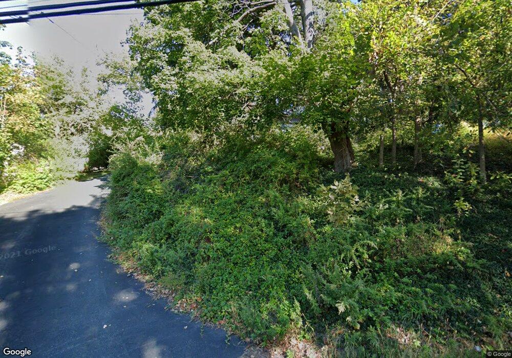 423 Lyons Rd, Basking Ridge, NJ 07920 - photo 1