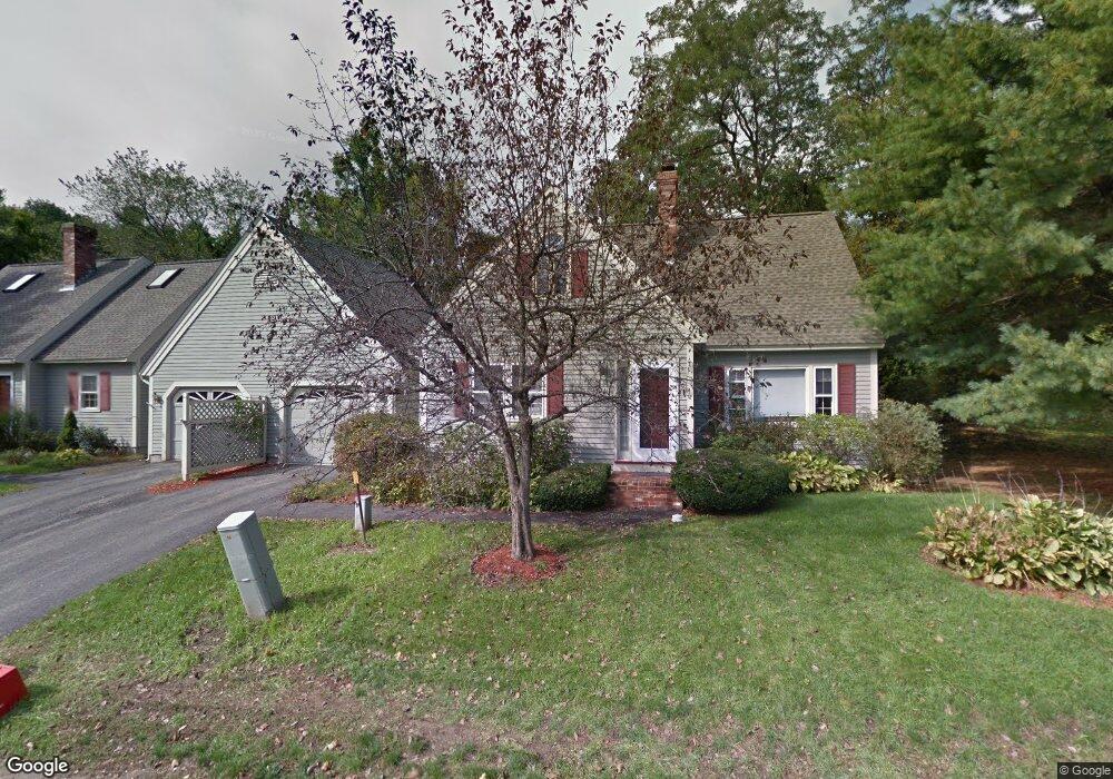 231 Winding Pond Rd unit 231, Londonderry, NH 03053 - photo 1