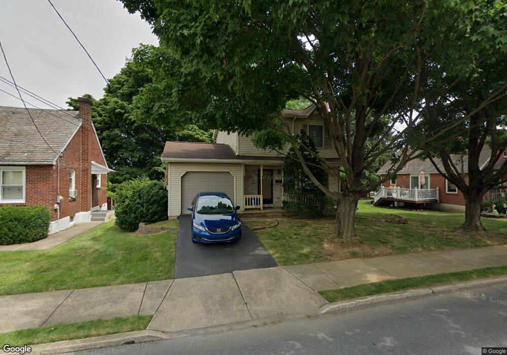 710 Fernwood St, Bethlehem, PA 18018 - photo 1