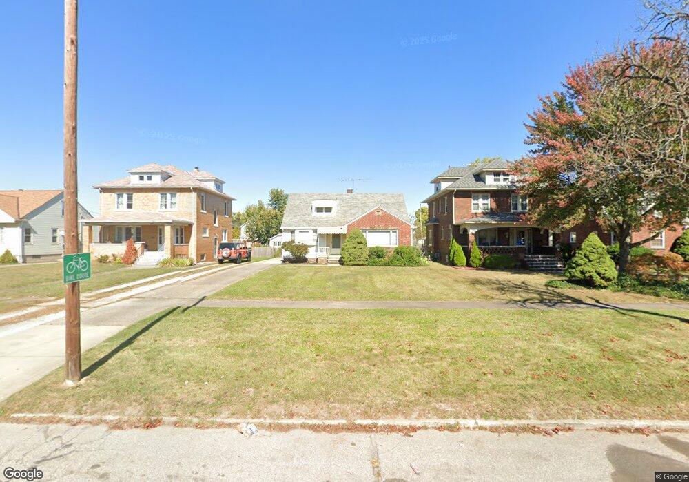 2513 E 31st St, Lorain, OH 44055 - photo 1