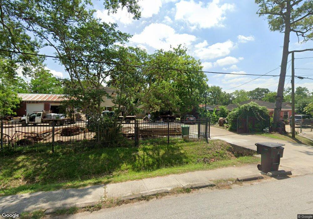 8214 Schneider St, Houston, TX 77093 - photo 1