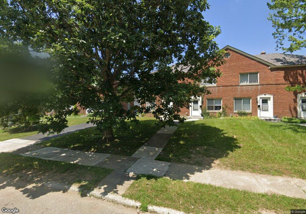 610 Chatham Rd, Columbus, OH 43214 - photo 1