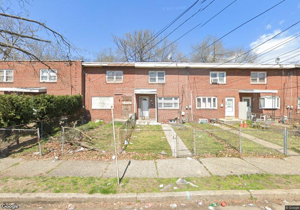 2909 Thompson St, Camden, NJ 08105 - photo 1