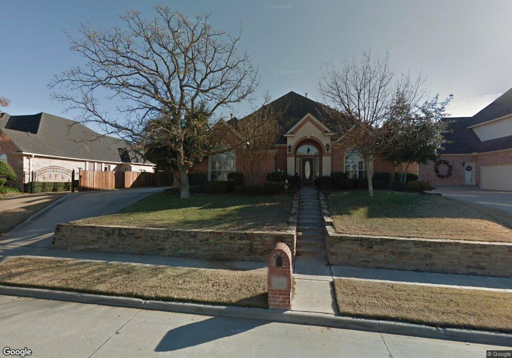 8216 Fenwick Dr, North Richland Hills, TX 76182 - photo 1