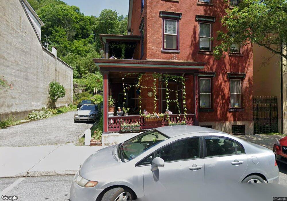 40 W Broadway, Jim Thorpe, PA 18229 - photo 1