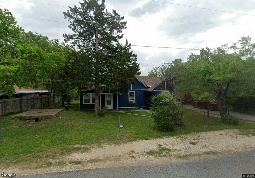 407 Houston St, Pottsboro, TX 75076 - photo 1