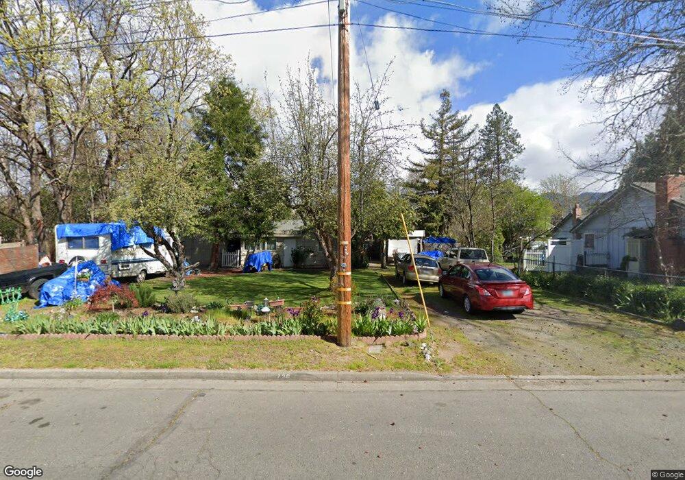 730 SW H St, Grants Pass, OR 97526 - photo 1