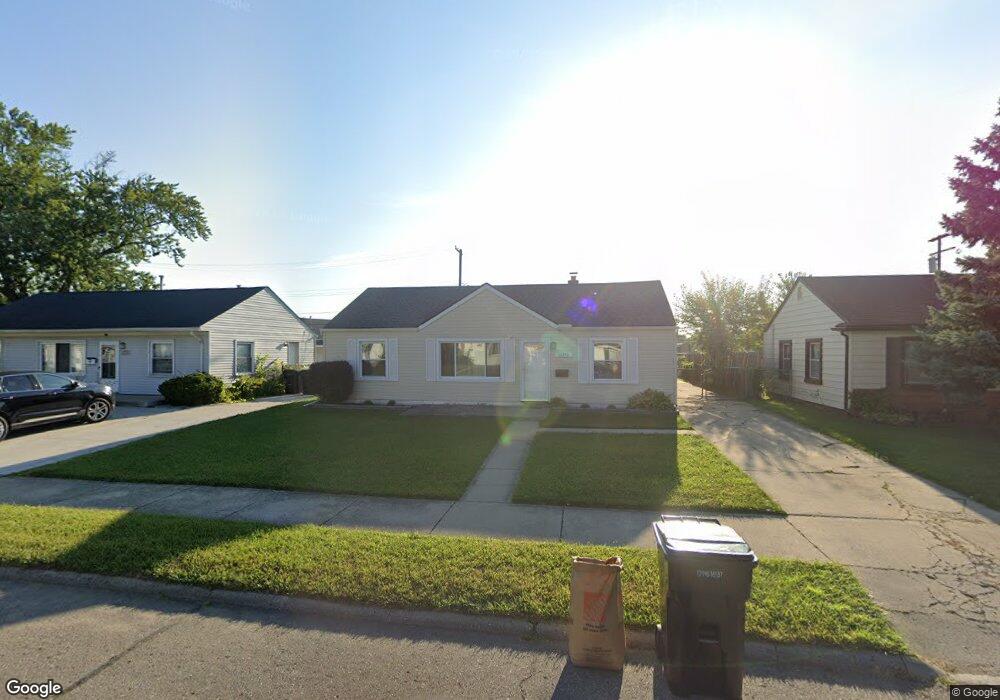 26258 Grandmont St, Roseville, MI 48066 - photo 1