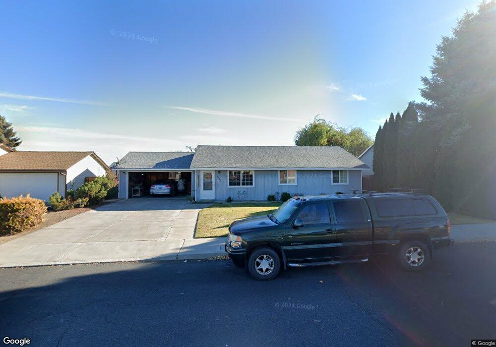 2220 SW 34th St, Redmond, OR 97756 - photo 1