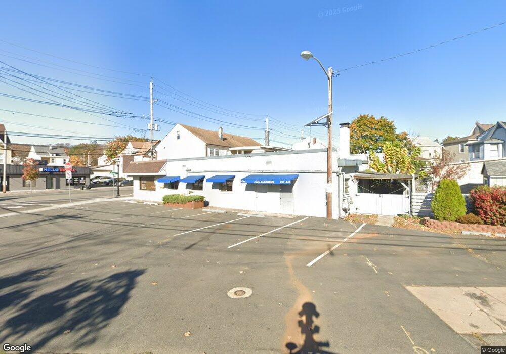 424 Clinton St, Haledon, NJ 07508 - photo 1