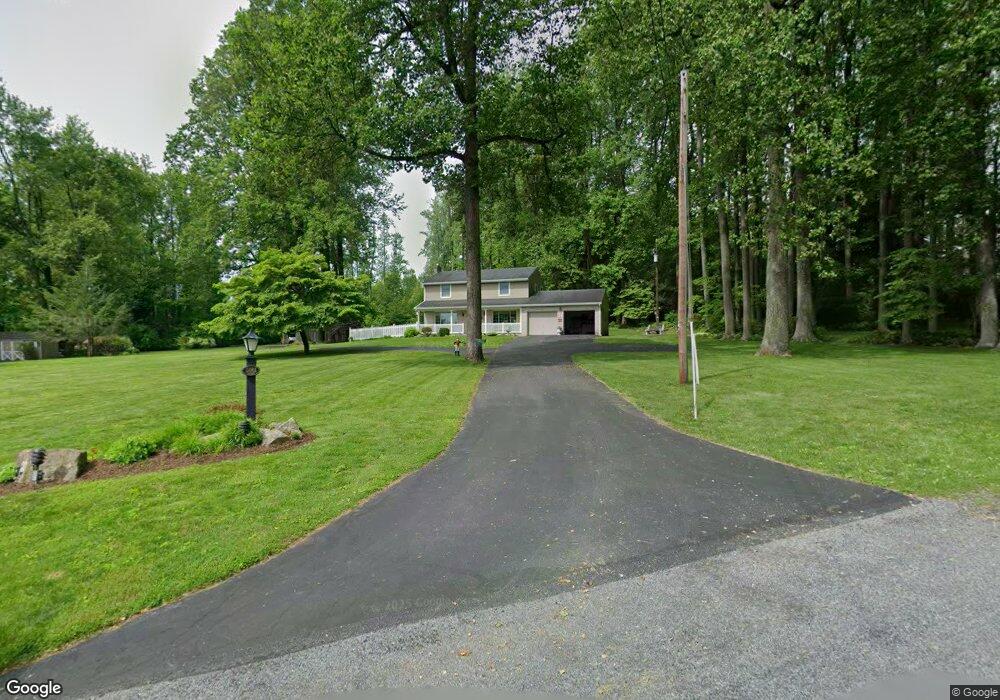 5662 Oak Ln, Zionsville, PA 18092 - photo 1