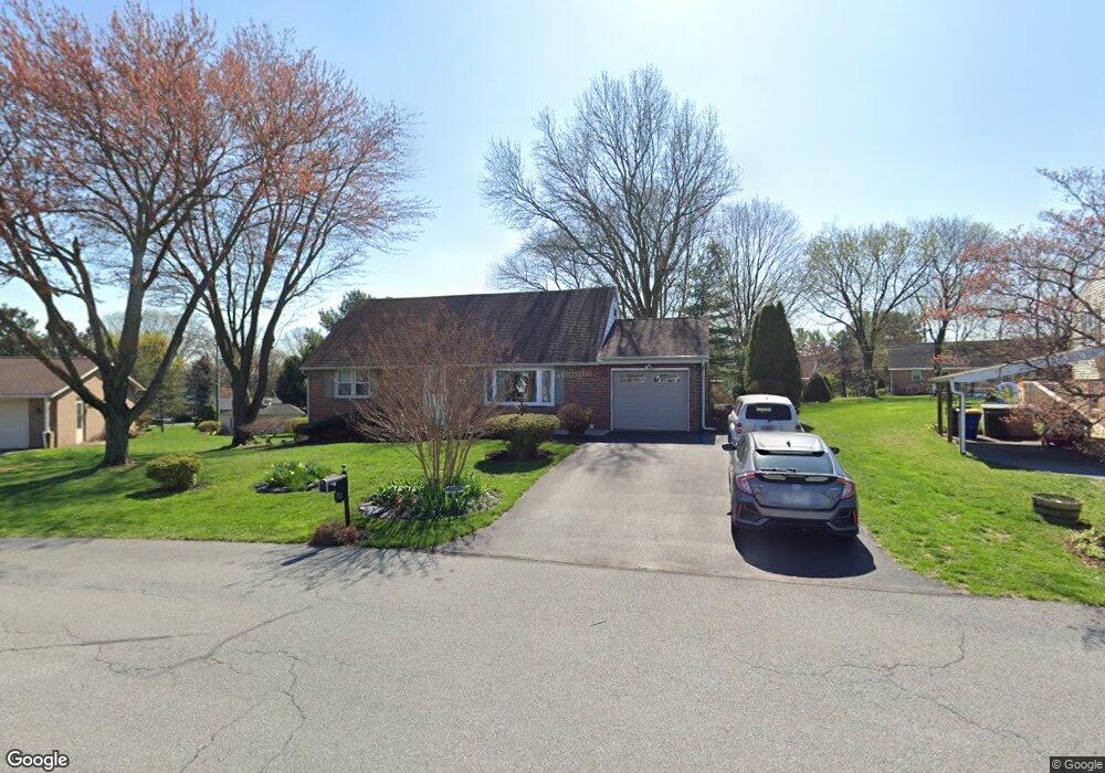 66 Redwood Cir, Ephrata, PA 17522 - photo 1