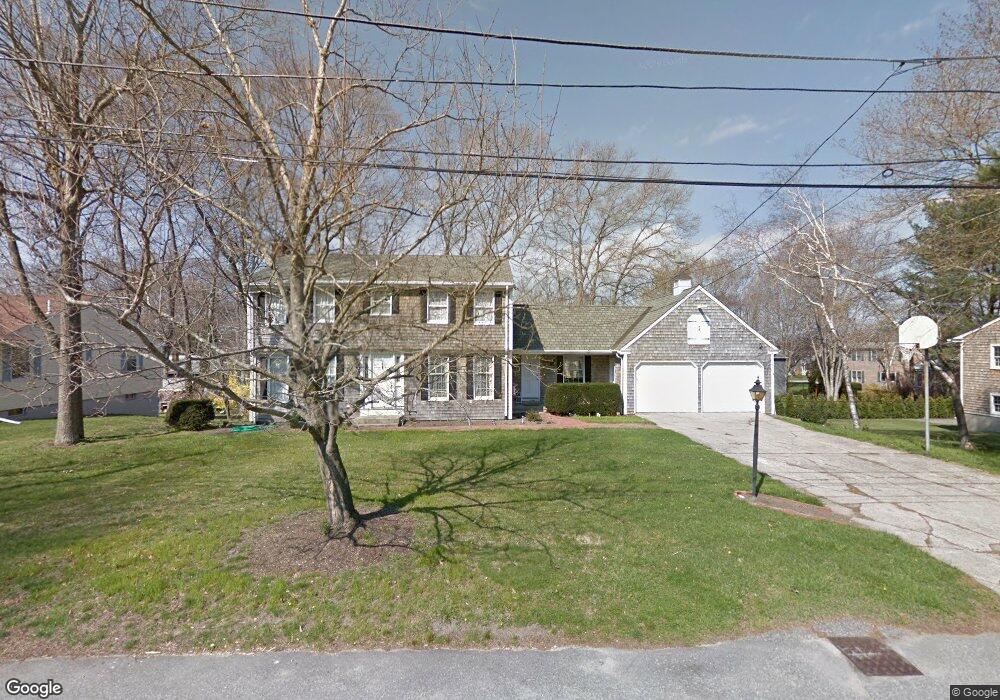 8 Butterworth Dr, Warren, RI 02885 - photo 1