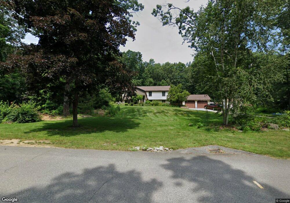 4 Dattillo Rd, Derry, NH 03038 - photo 1