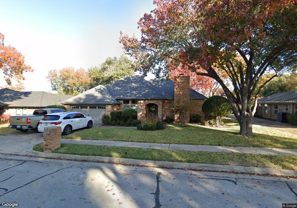 1205 Medford Dr, Bedford, TX 76021 - photo 1