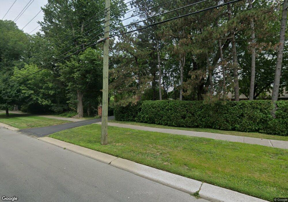 268 Moross Rd, Grosse Pointe Farms, MI 48236 - photo 1