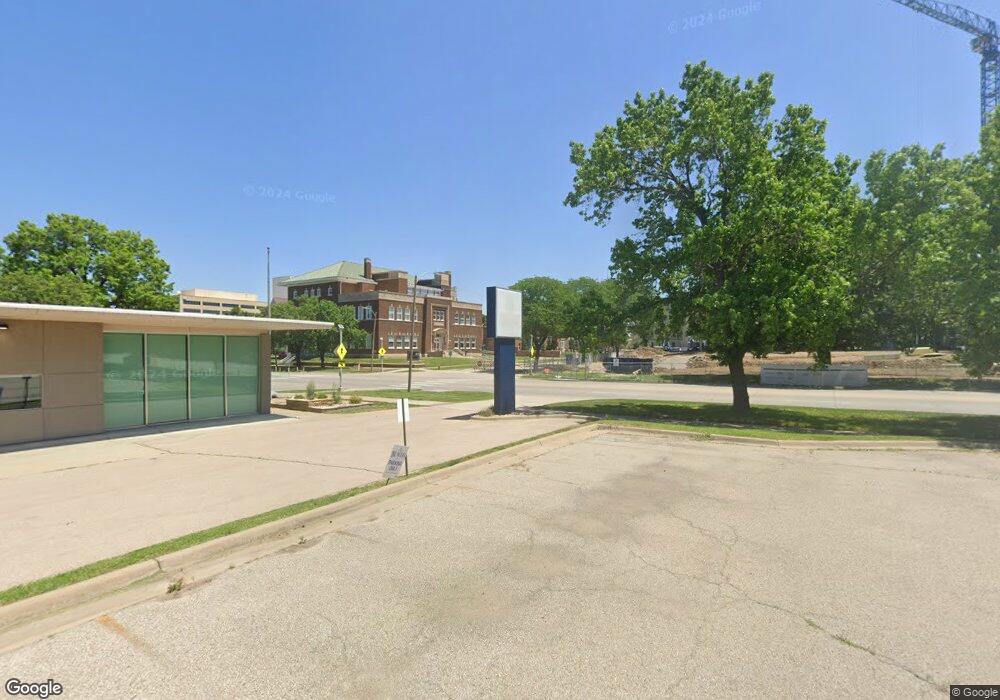 909 SW Topeka Blvd, Topeka, KS 66612 - photo 1