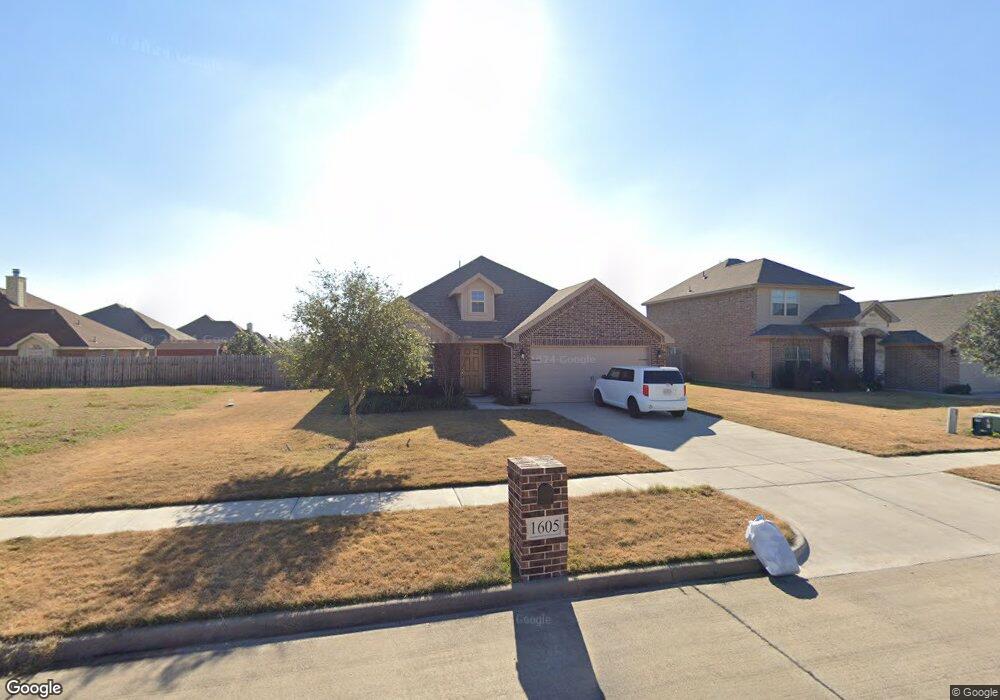 1605 Pacific Ave, Ennis, TX 75119 - photo 1