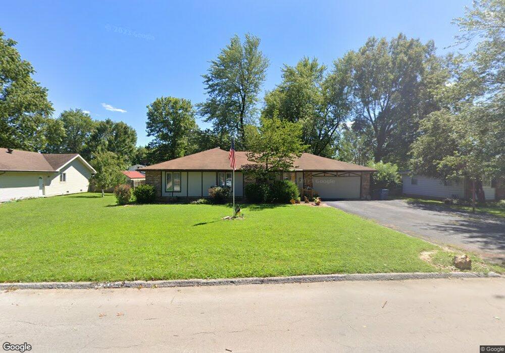 212 W Aven Ave, Nixa, MO 65714 - photo 1