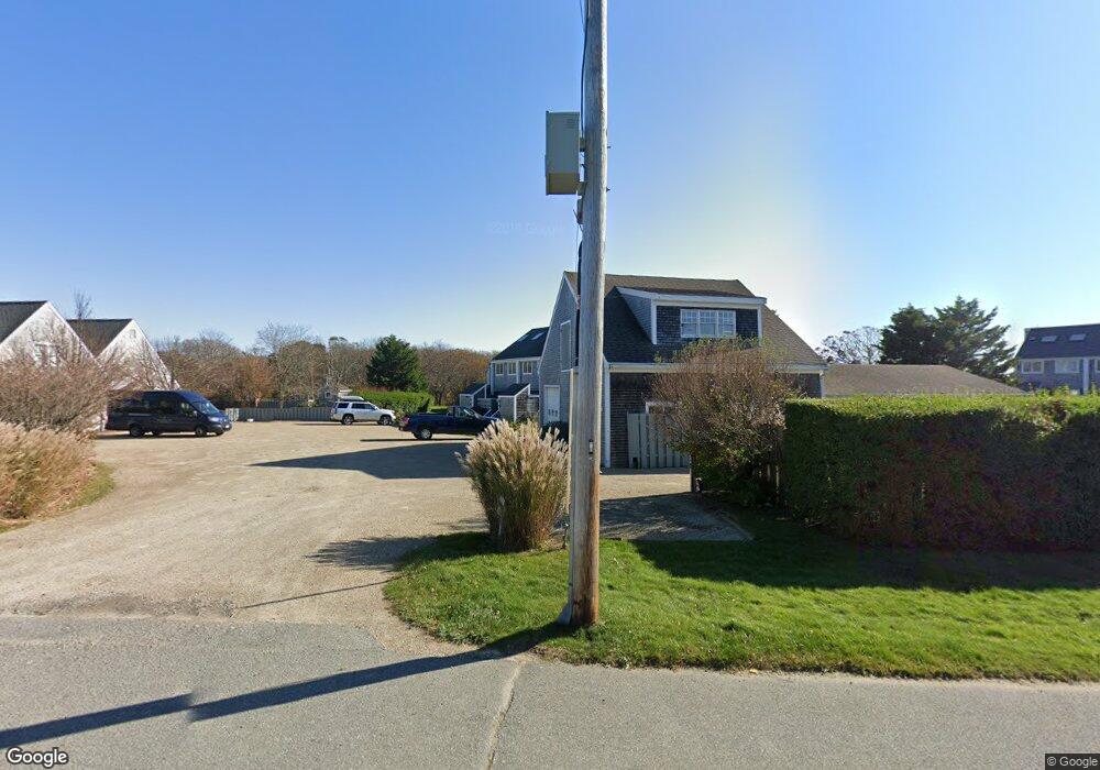 491 Katama Rd unit B, Edgartown, MA 02539 - photo 1