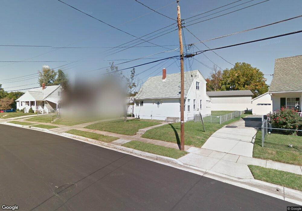 962 Lance Ave, Essex, MD 21221 - photo 1