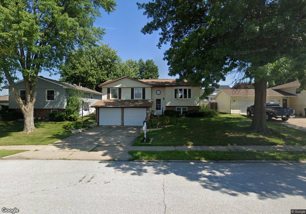 2436 W 60th St, Davenport, IA 52806 - photo 1