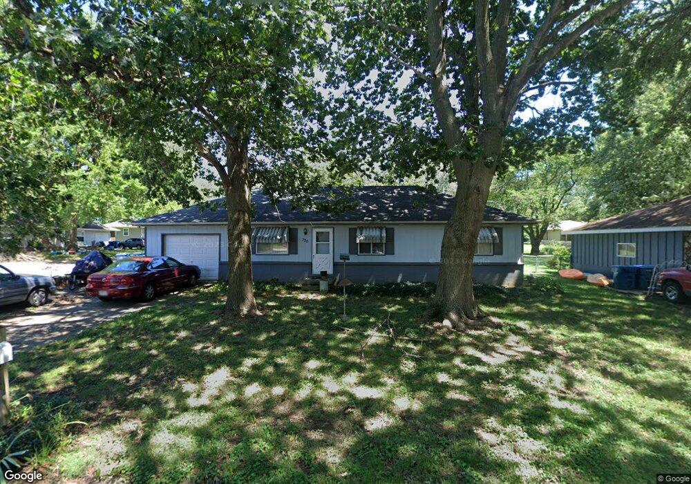 720 Hillcrest Ave, Nixa, MO 65714 - photo 1
