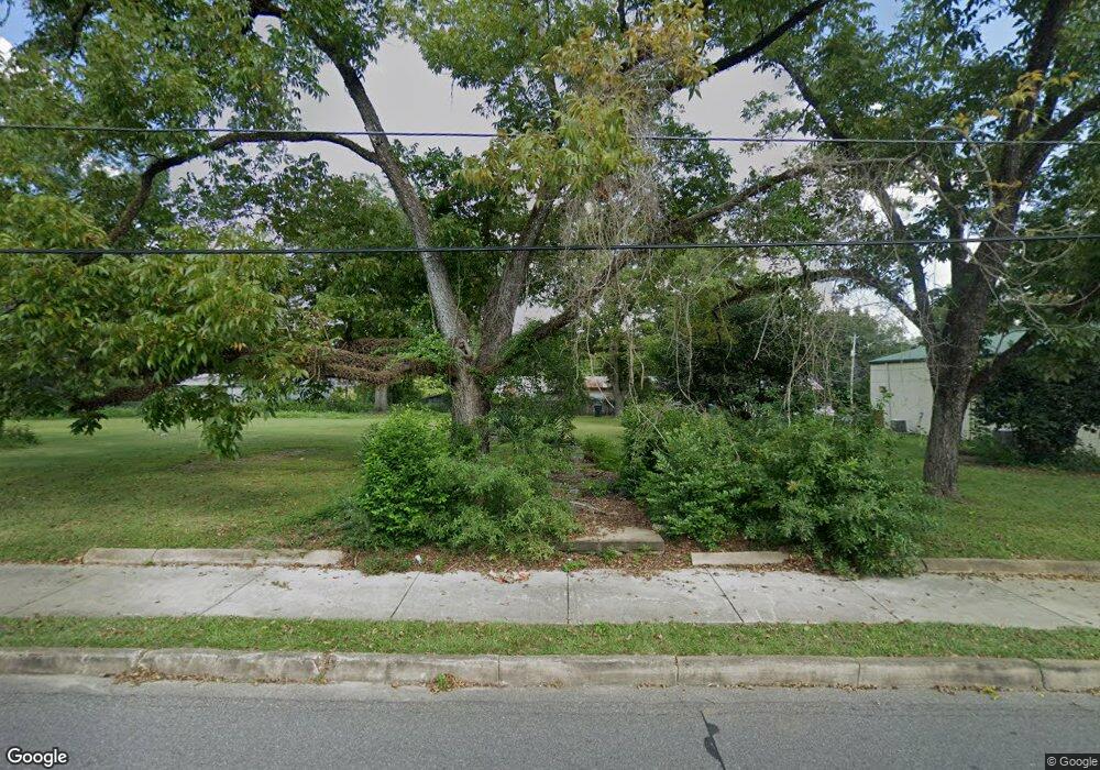 827 S Appletree St, Dothan, AL 36301 - photo 1