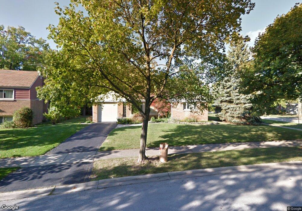 18404 Clyde Rd, Homewood, IL 60430 - photo 1