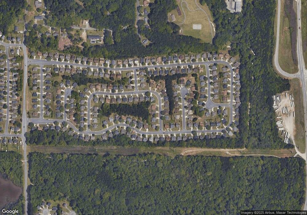 530 Creekview Overlook unit 4, Stockbridge, GA 30281 - photo 1