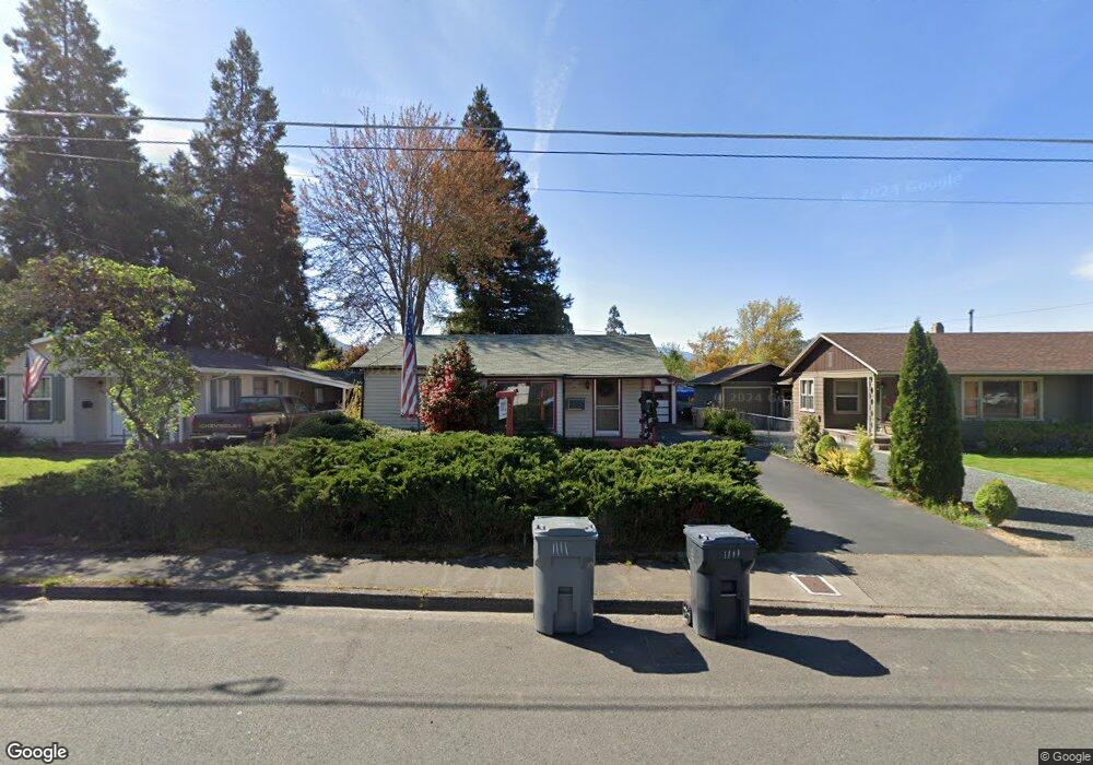 1111 SW L St, Grants Pass, OR 97526 - photo 1